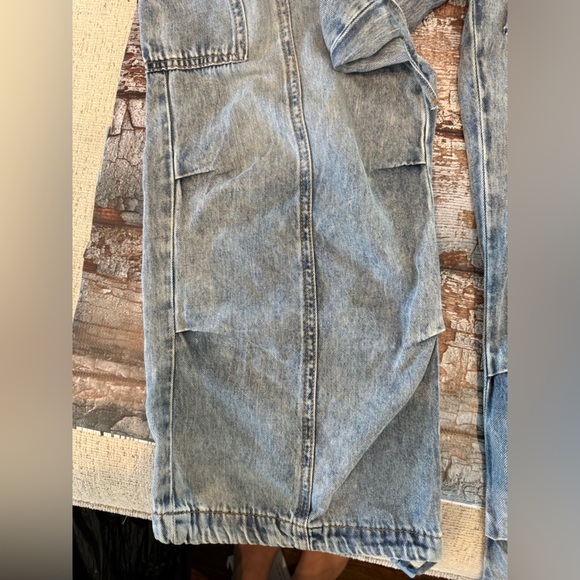 Kensie Blue Relaxed Soft Chambray like Jeans with Vintage Faded Look - Picture 6 of 11